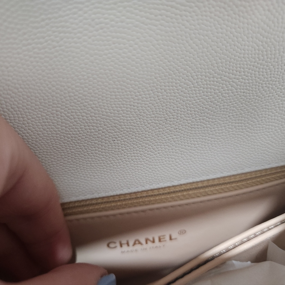 Beautiful authentic Chanel!😍 - Picture 5 of 5